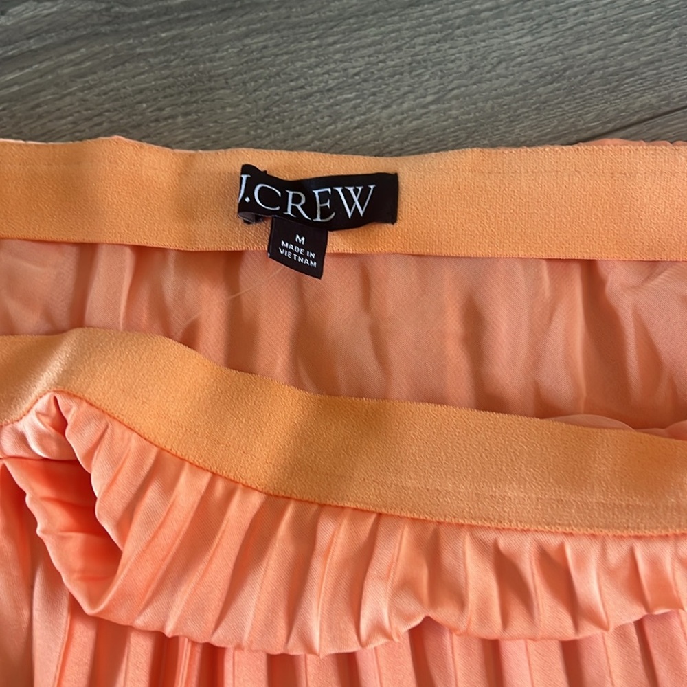 J. Crew Coral Pleated A-Line Skirt - Picture 2 of 3
